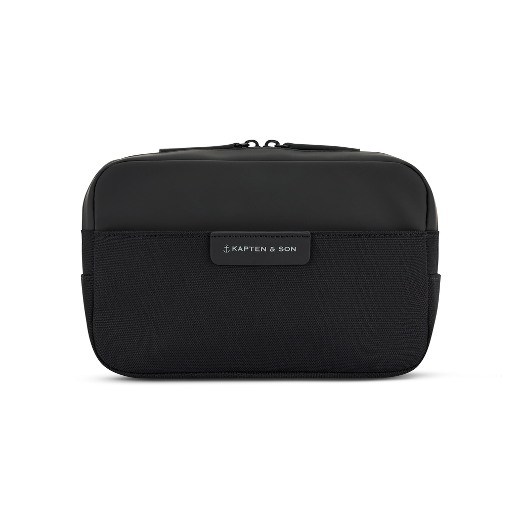 Kapten & Son Bergen Pro Crossbody All Black Umhängetasche Frontansicht