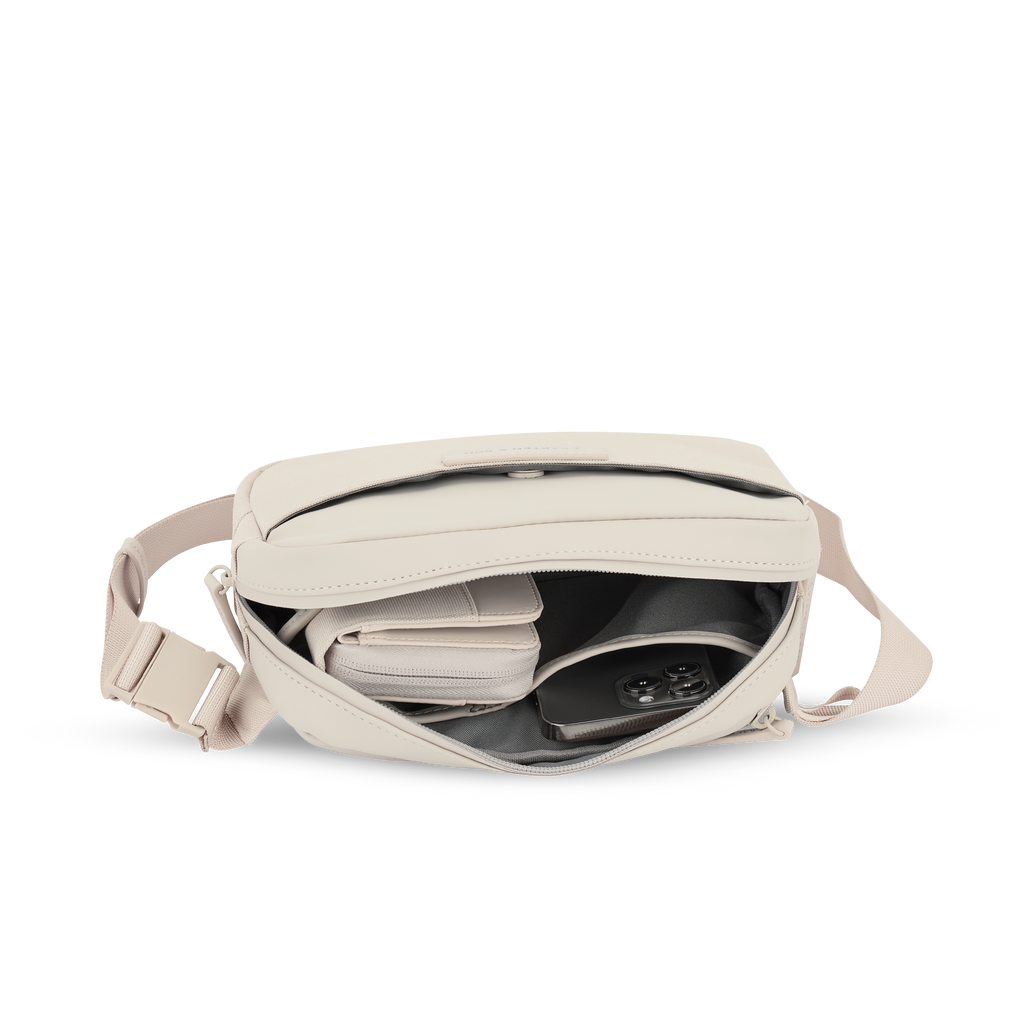 Kapten & Son Bergen Pro Crossbody Sandstone Umhängetasche Innenansicht