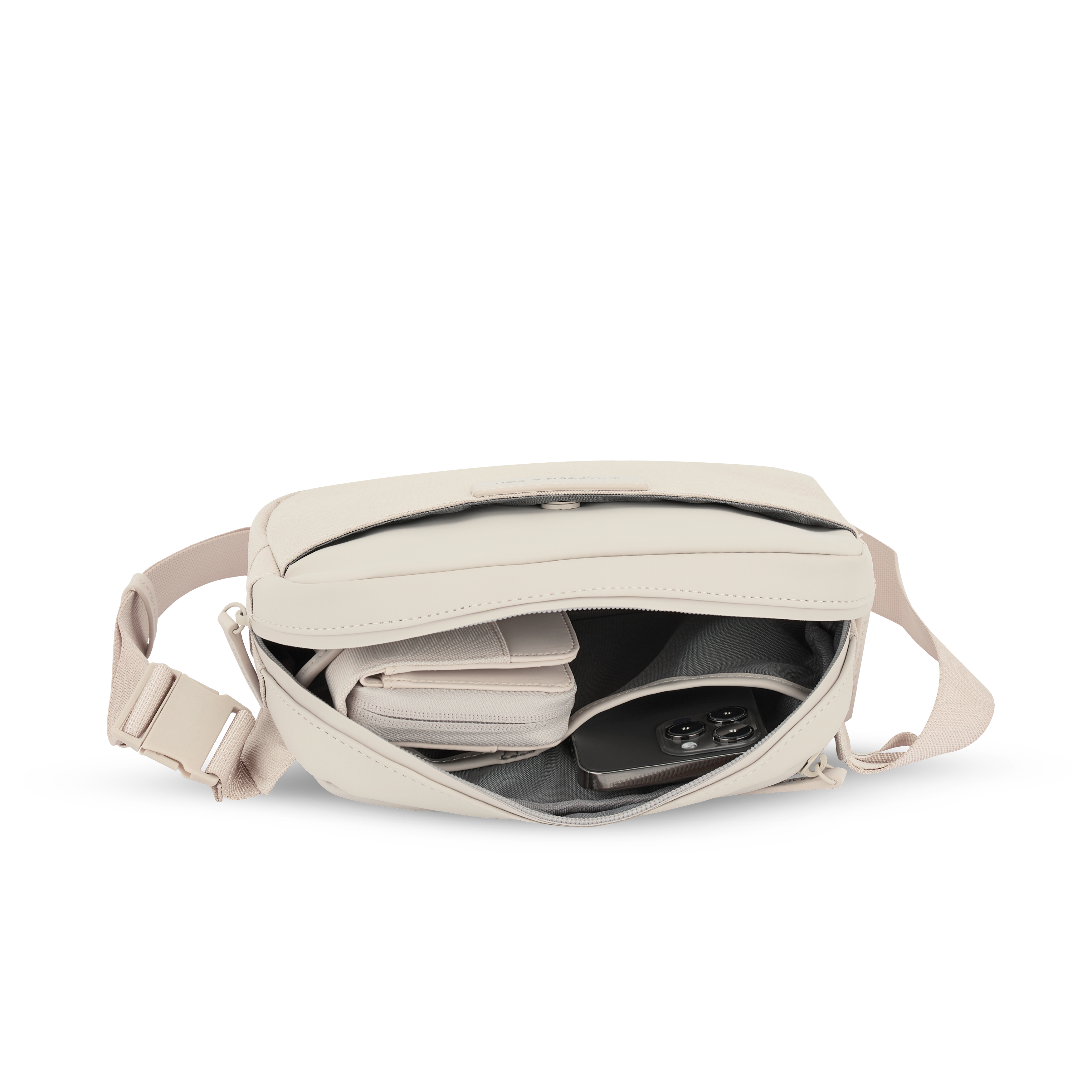 Kapten & Son Bergen Pro Crossbody Sandstone Umhängetasche Innenansicht