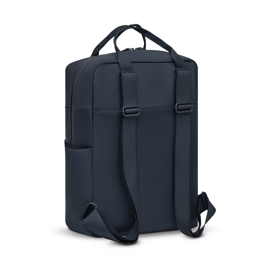 Sac à dos Kapten & Son Bergen Navy Blue, vue de dos, 15 L, résistant à l’eau, compartiment pour ordinateur 14", bleu marine