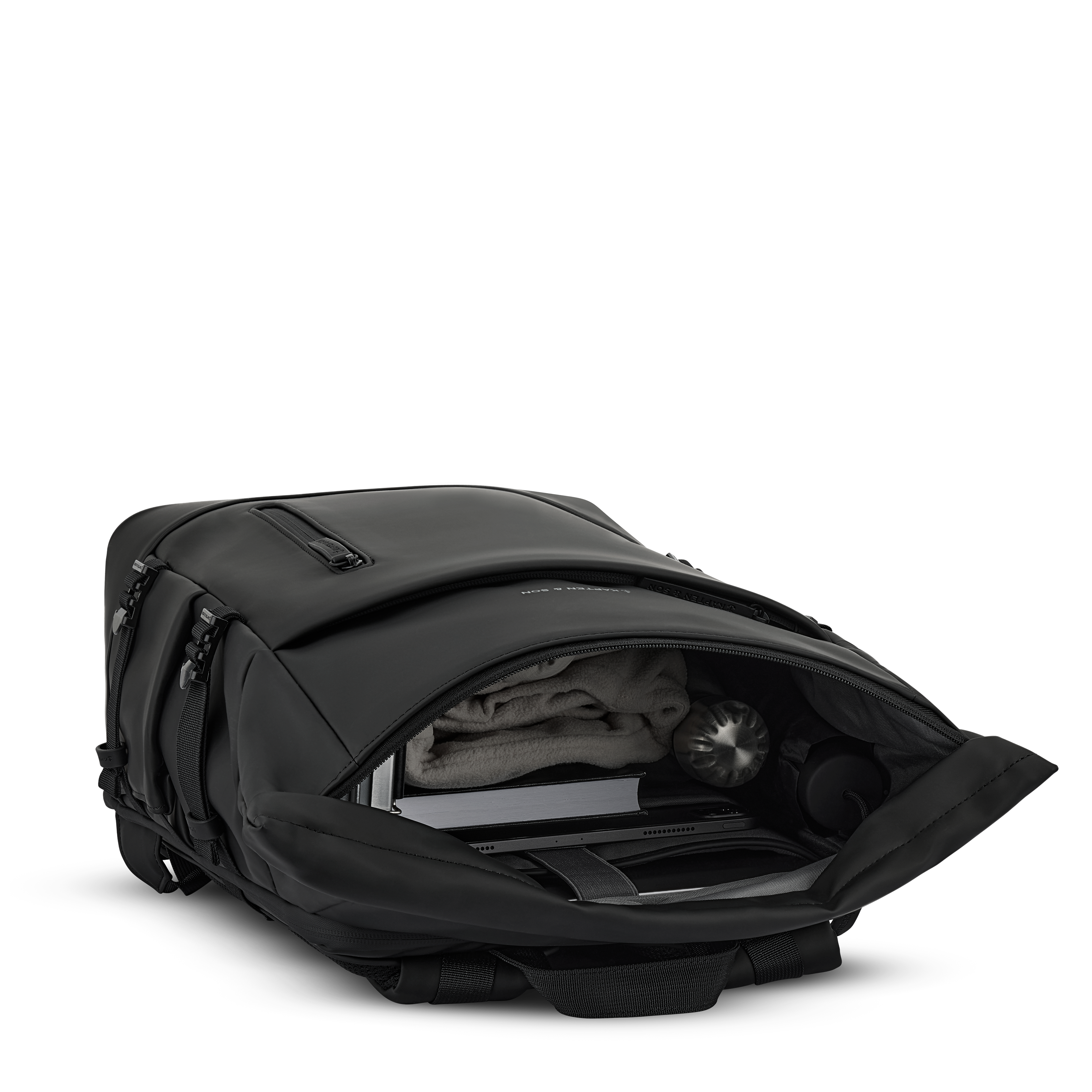 Kapten & Son Helsinki Pro All Black Rucksack Innenansicht von oben
