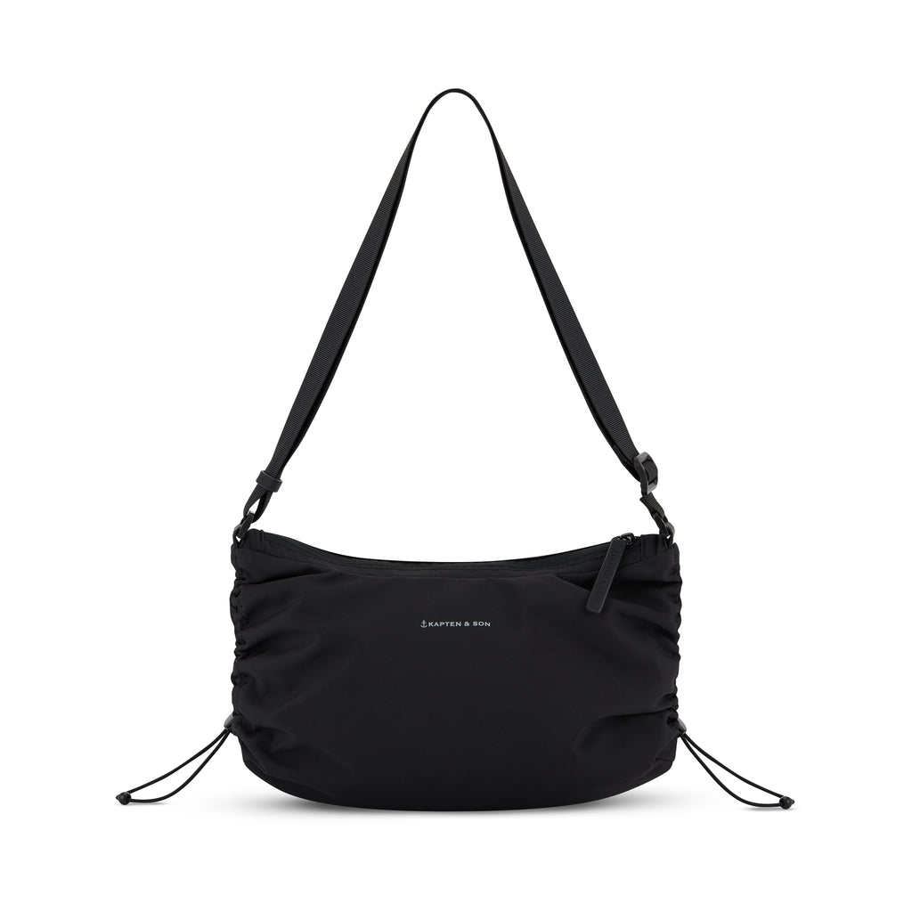 Kapten & Son Skara Small Black Umhängetasche Frontansicht