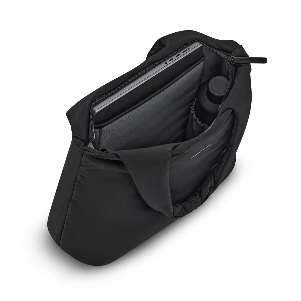 Kapten & Son Skara Cloud Shopper Black Umhängetasche Innenansicht
