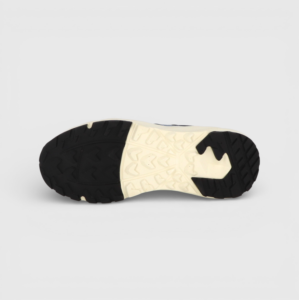 Sneaker von Meeko weiß-schwarze Sohle, Ansicht von oben